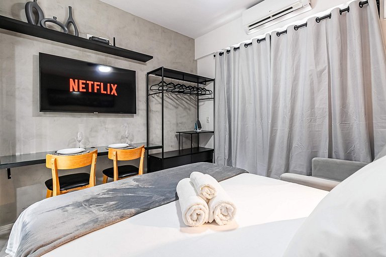 Studio TOP + AC, Vaga, Piscina, Rooftop e Metrô
