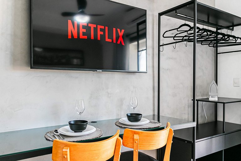 Studio TOP + AC, Vaga, Piscina, Rooftop e Metrô
