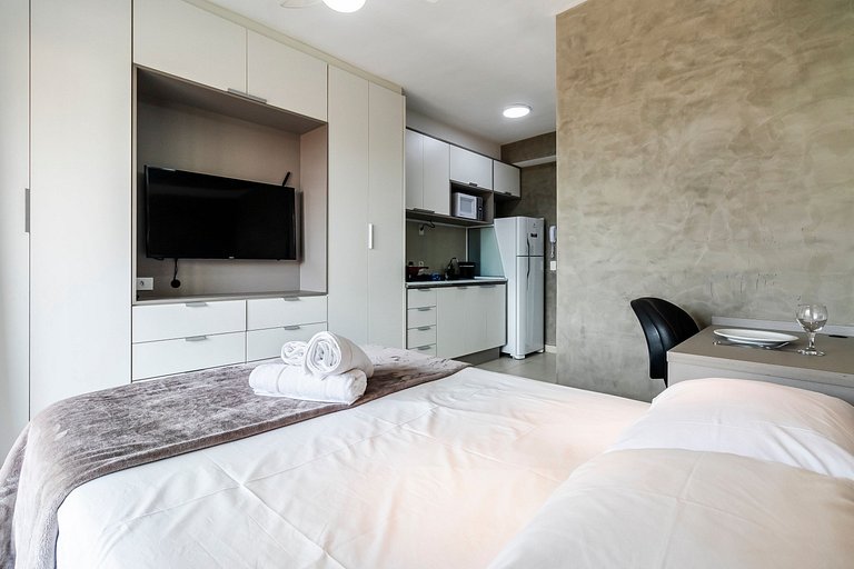 Studio Próx. 25 de Março + Piscina e Rooftop