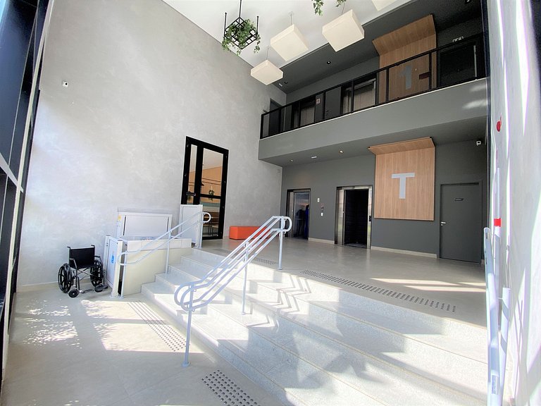 Studio Próx. 25 de Março + Piscina e Rooftop