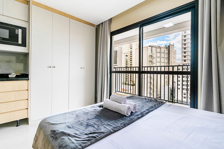 Studio p/ 4 pessoas + Piscina e Coworking