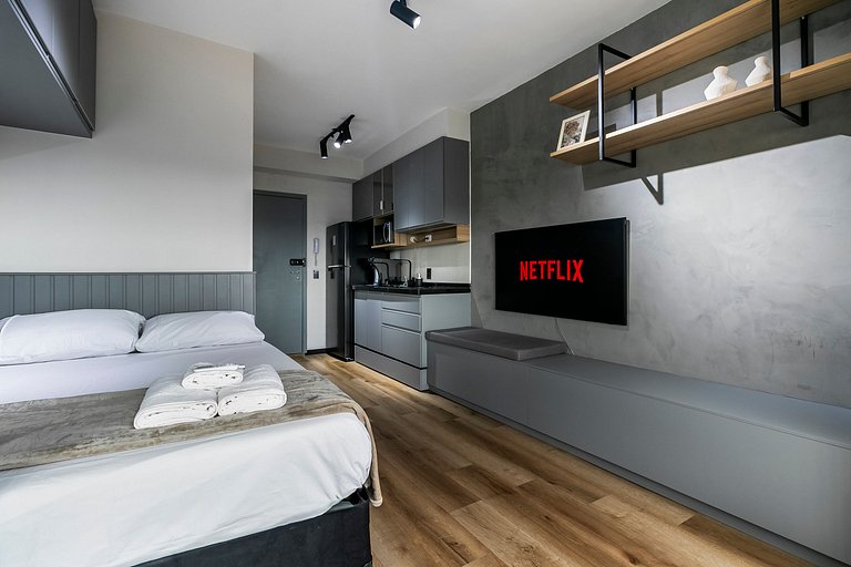Studio Luxo e Vista Incrível + AC e Piscina