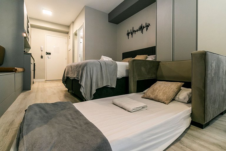 SP Luxo - Cama Queen - Andar Alto e AC