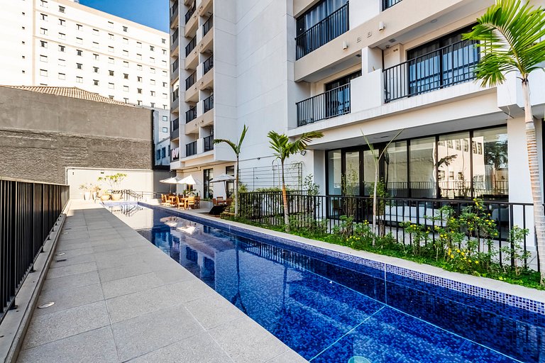 Studio Completo + Frente ao Metrô